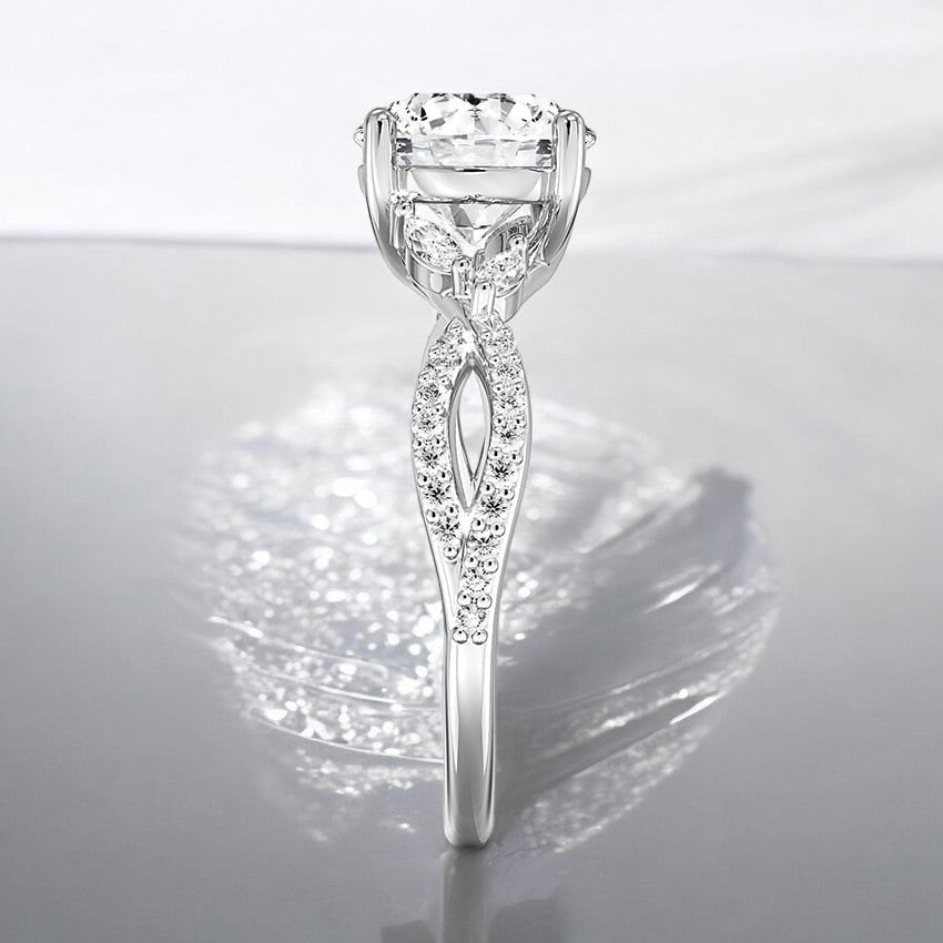 Lab Grown Diamond Engagement Ring - Crafted for the Timeless Bride