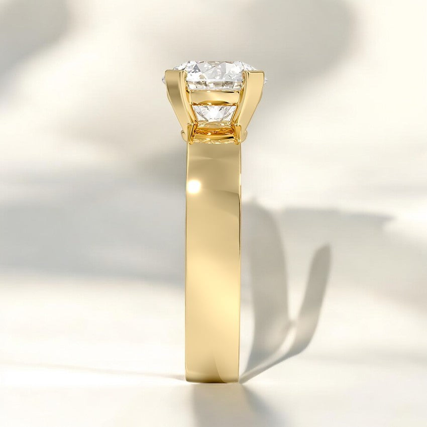 Solitaire Lab Grown Diamond Engagement Ring - A Brilliant Reflection of Your Unique Love