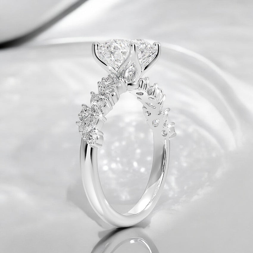 Lab Grown Diamond Engagement Ring - A Unique Blend of Style and Grace