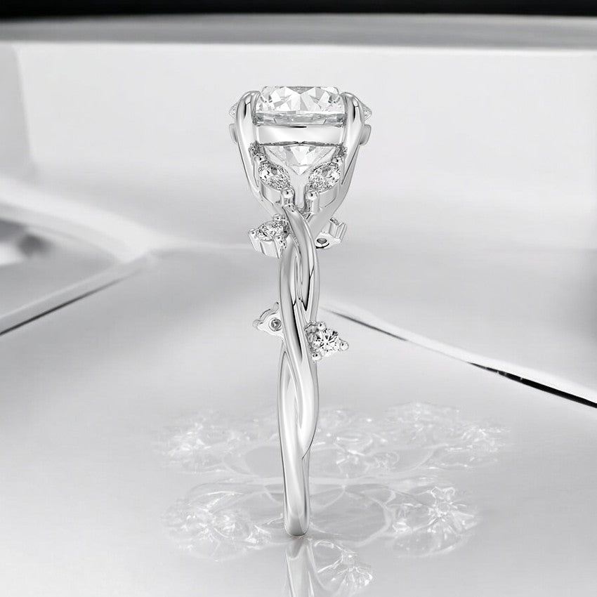 Twist Lab Grown Diamond Engagement Ring - Elegance and Charm in Every Curve