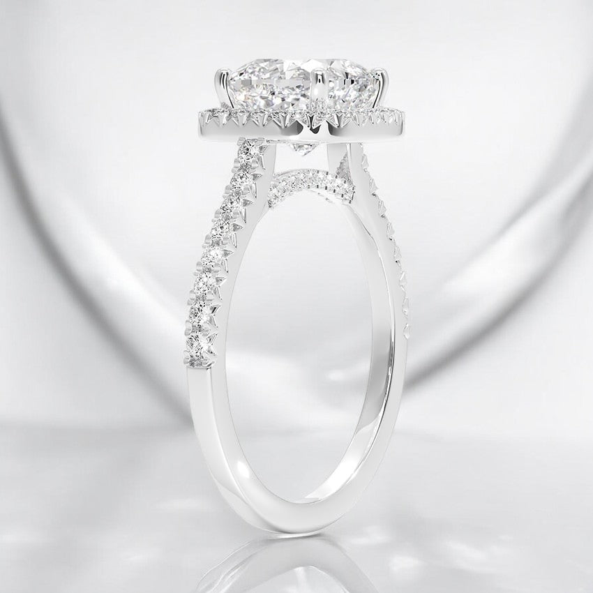 Halo Lab Grown Diamond Engagement Ring - A Testament to Eternal Romance