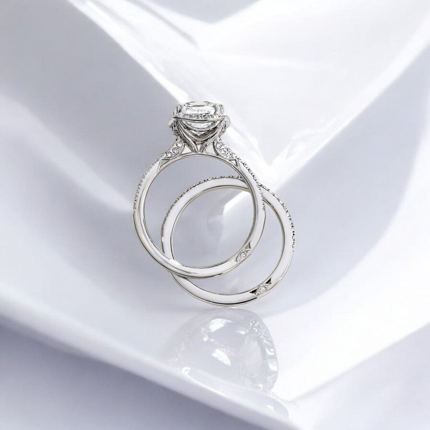 Lab Grown Diamond Engagement Ring - Effortless Elegance in Every Detail