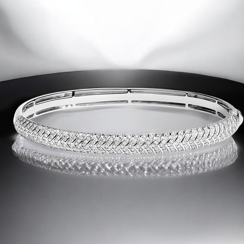 Lab Grown Diamond Round Bangle Bracelet