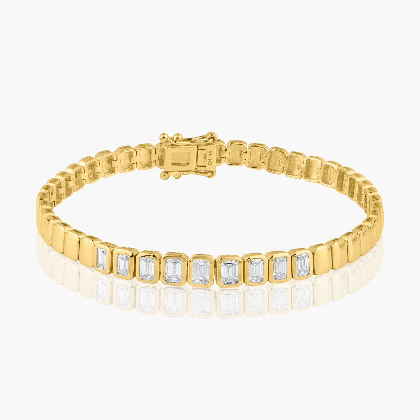 14K Yellow Gold Emerald Cut Bezel Bracelet - B606309