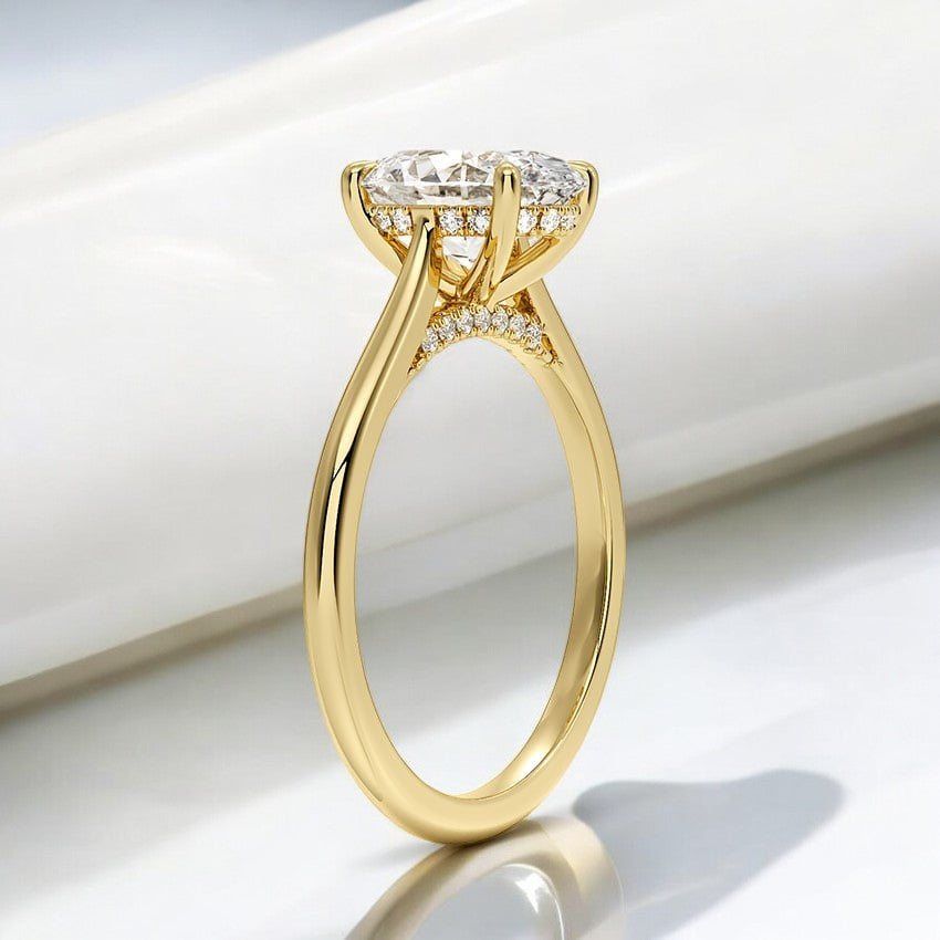 Lab Grown Diamond Engagement Ring – Refined and Luxurious Statement Piece