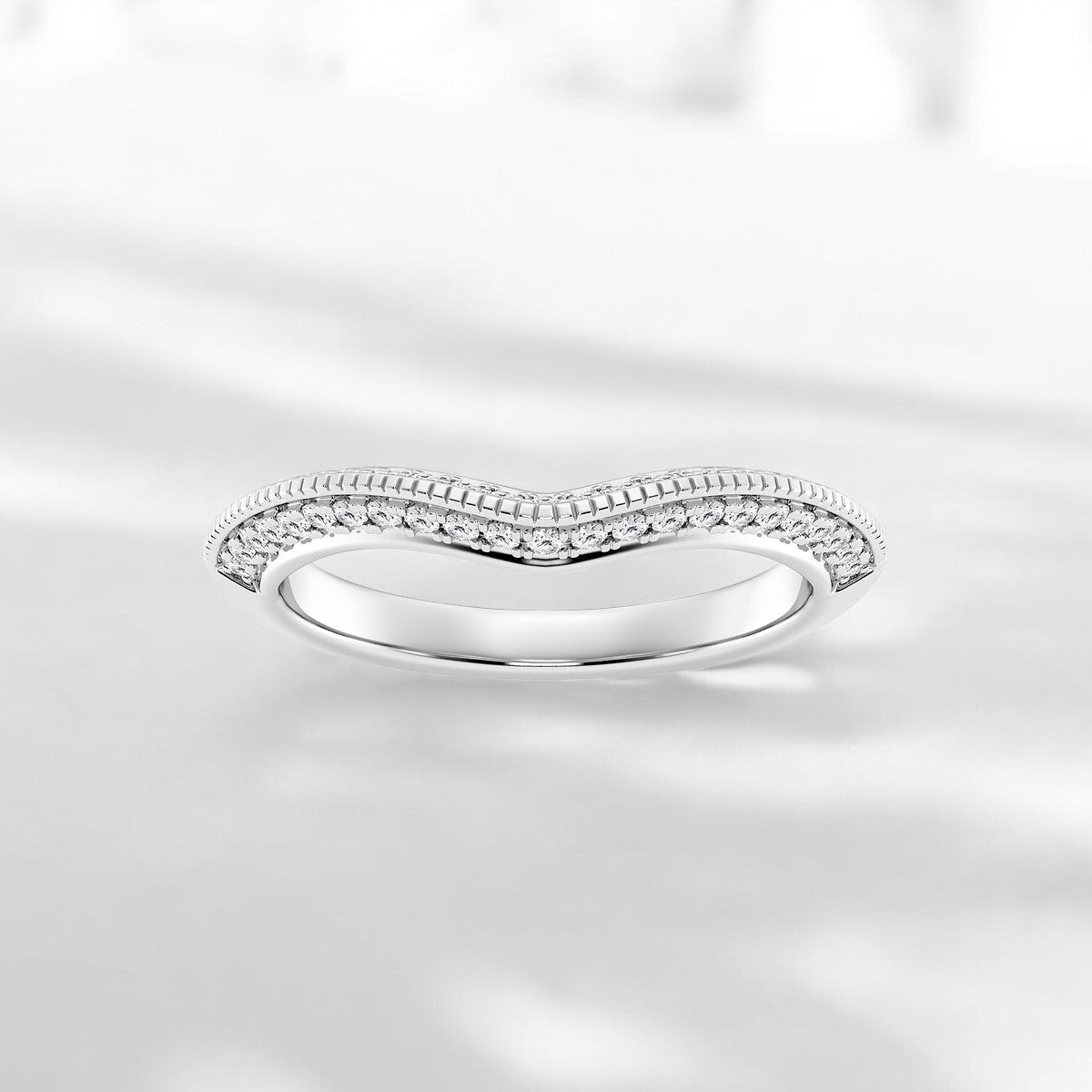 Round Lab Grown Diamond Knife Edge Contour Fashion Band