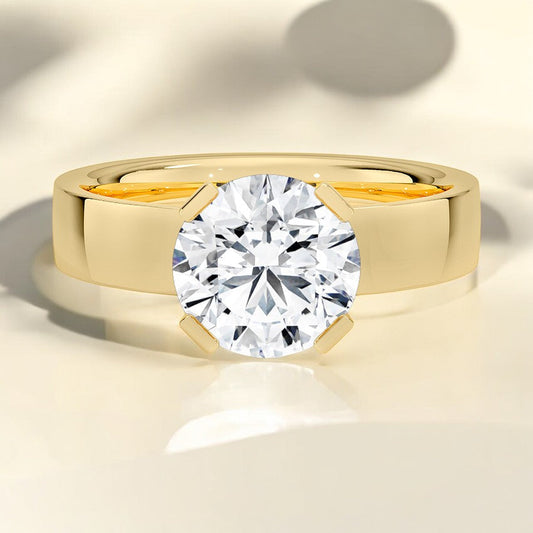 Solitaire Lab Grown Diamond Engagement Ring - A Brilliant Reflection of Your Unique Love