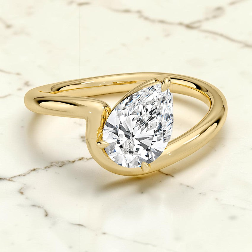 Zephyr Solitaire Ring in 14K Yellow Gold