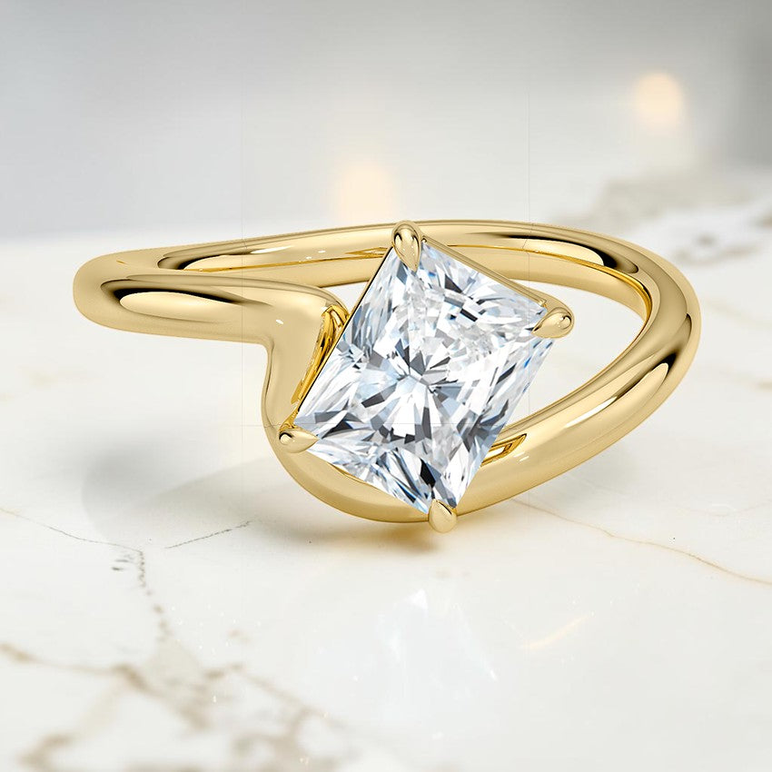 Zephyr Solitaire Ring in 14K Yellow Gold