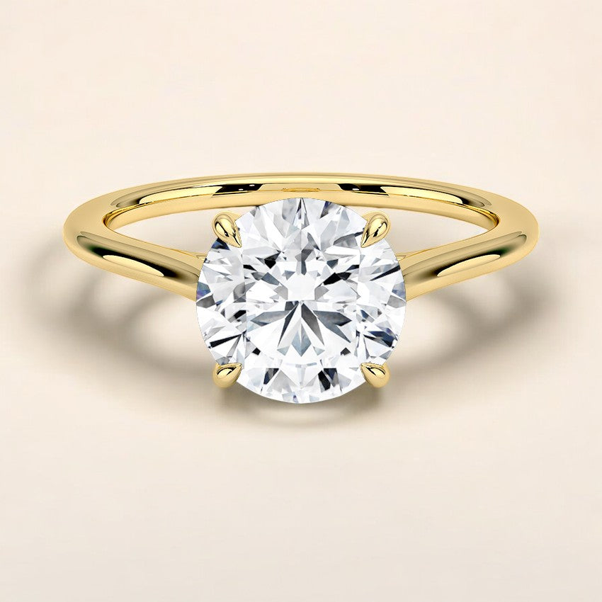 Solitaire Lab Grown Diamond Engagement Ring - A Brilliant Reflection of Your Unique Love