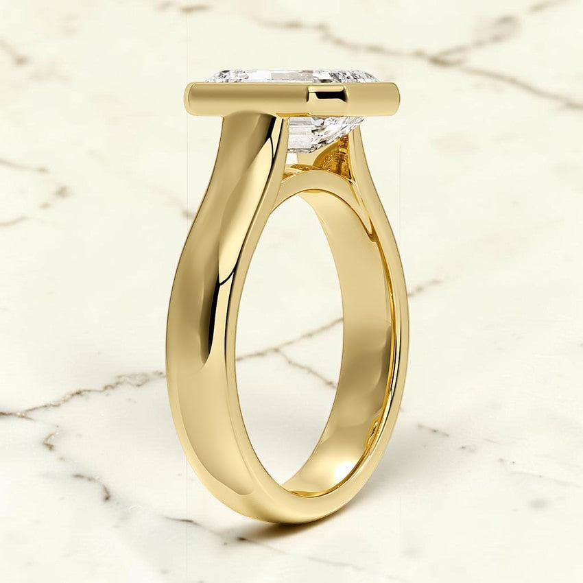 Stella 4mm Bezel Ring in 14K Yellow Gold