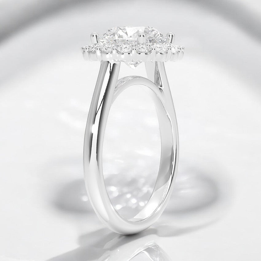 Halo Lab Grown Diamond Engagement Ring - A Refined Look for Every Occasion