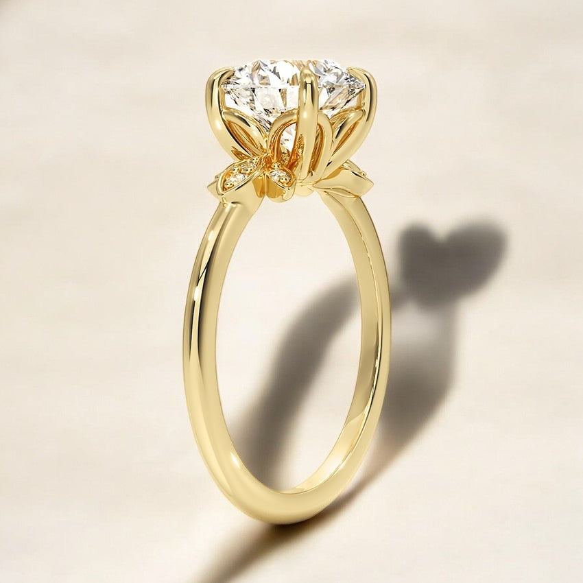 Lab Grown Diamond Engagement Ring - Modern Sophistication with Vintage Charm