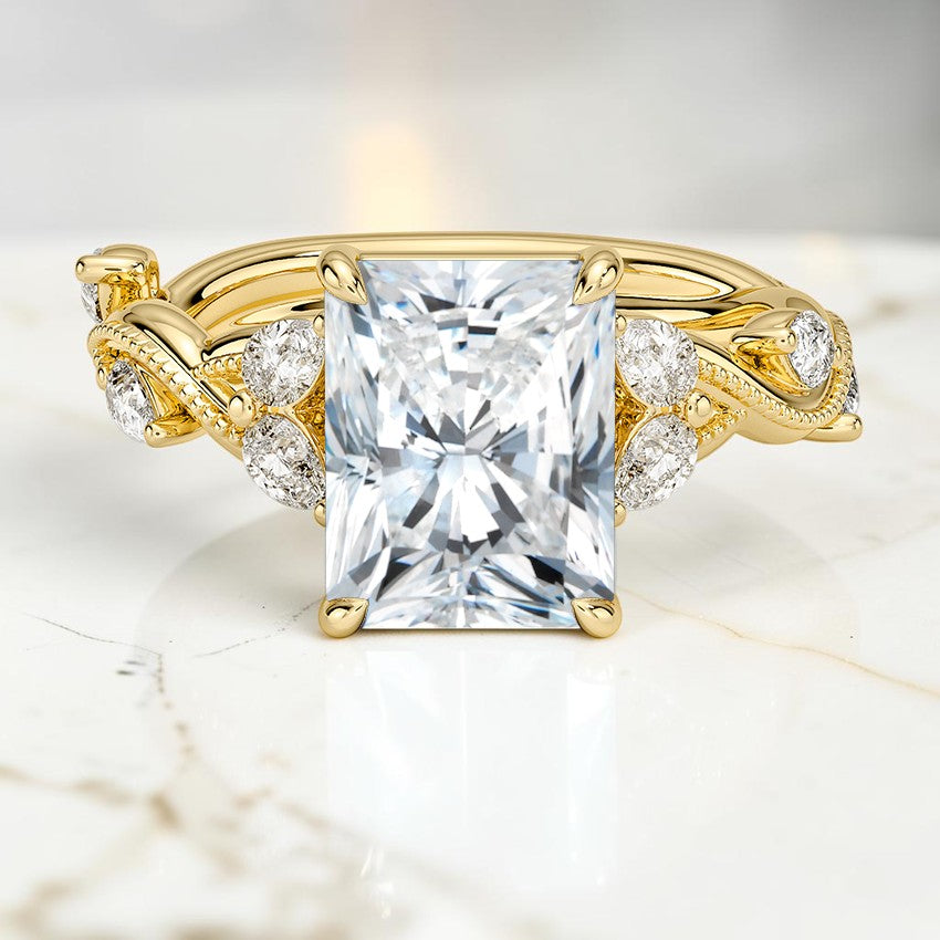 Vintage Hidden Eden Diamond Ring (3/8 ct. tw.) in 14K Yellow Gold
