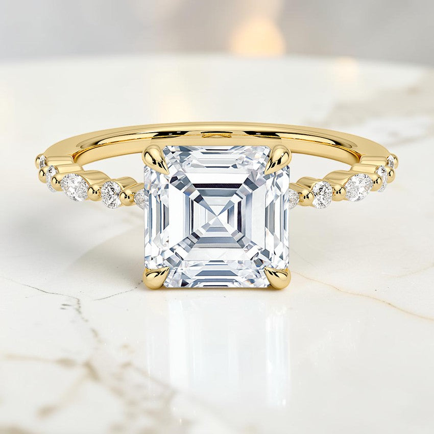 Delicate Majesty Diamond Ring in 14K Yellow Gold