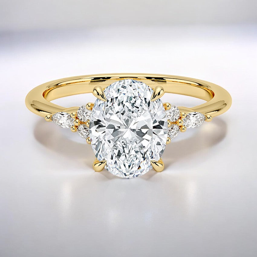 Lab Grown Diamond Engagement Ring - A Stunning Design for the Modern Bride