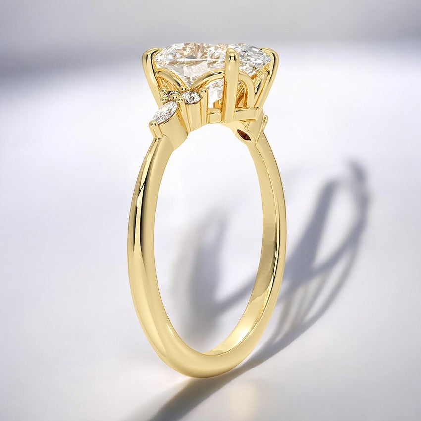 Lab Grown Diamond Engagement Ring - A Stunning Design for the Modern Bride