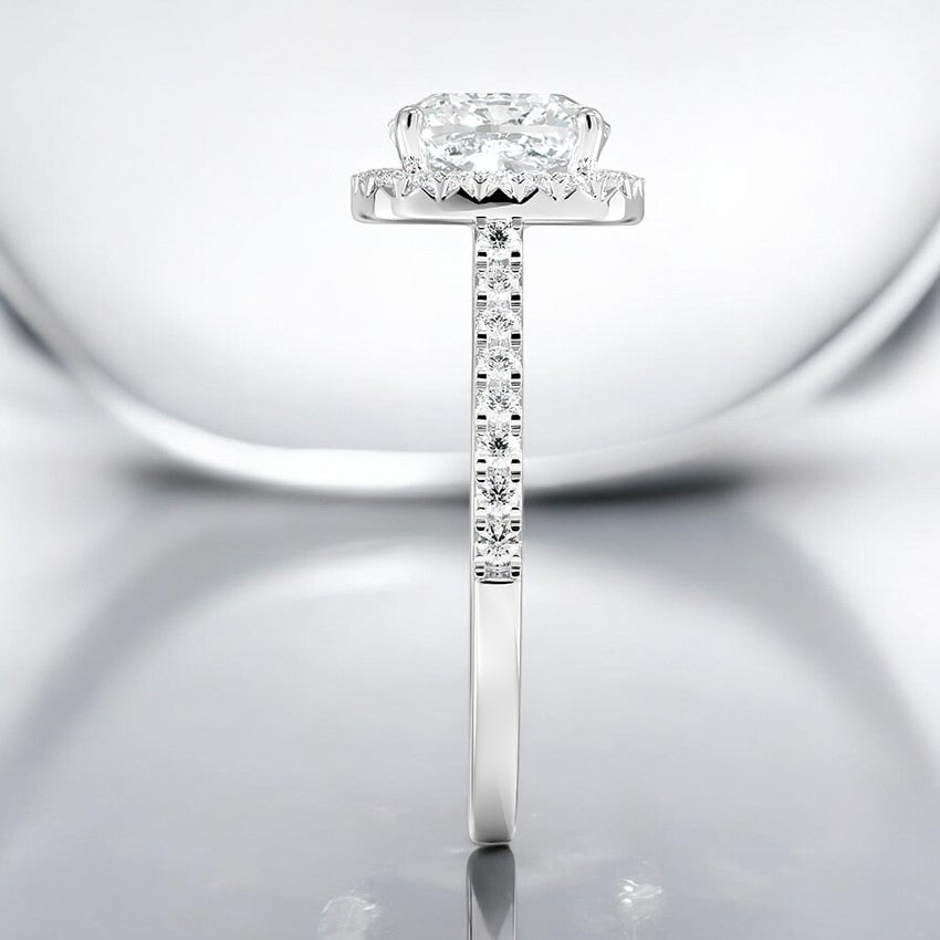 Halo Lab Grown Diamond Engagement Ring - A Testament to Eternal Romance