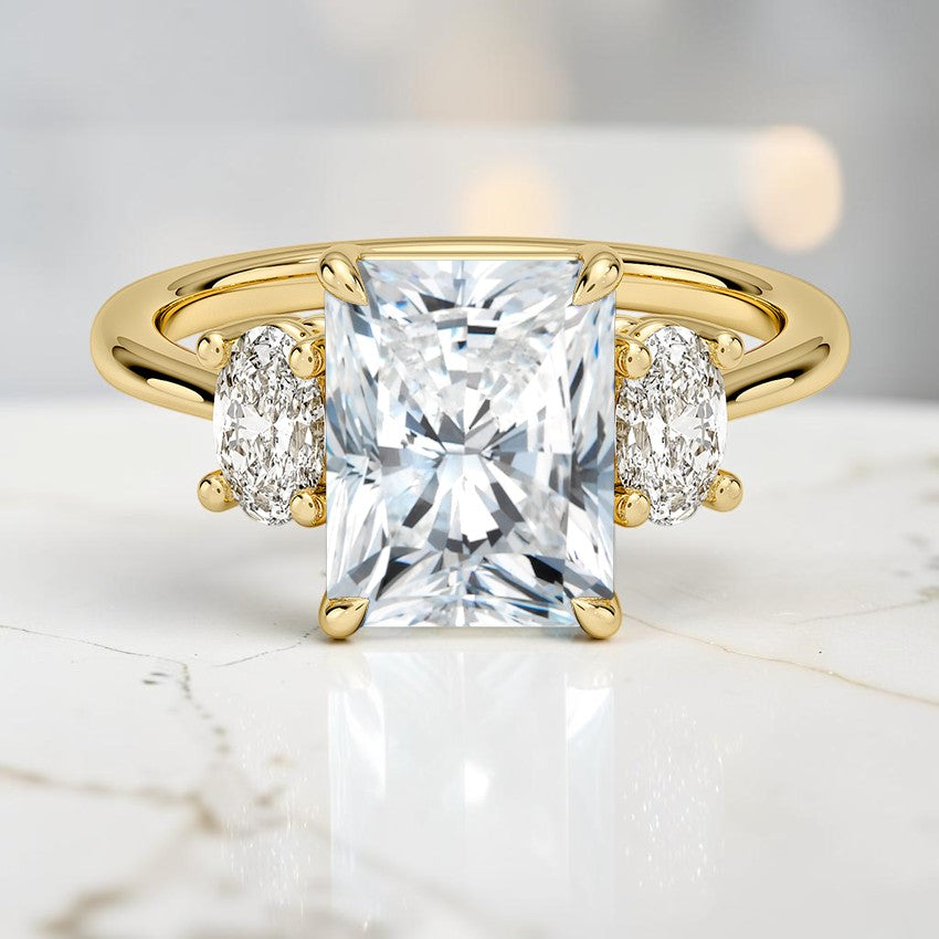 Oval-Cut Three Stone Diamond Ring (1/2 ct. tw.) in 14K Yellow Gold