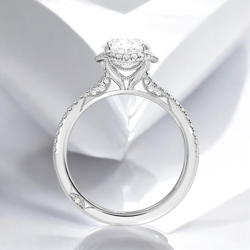 Lab Grown Diamond Engagement Ring - Effortless Elegance in Every Detail