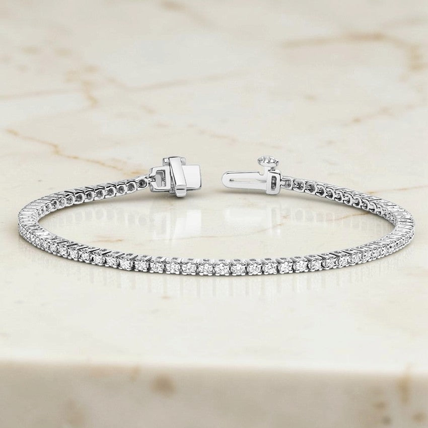 Radiance 7 in. Diamond Line Tennis Bracelet