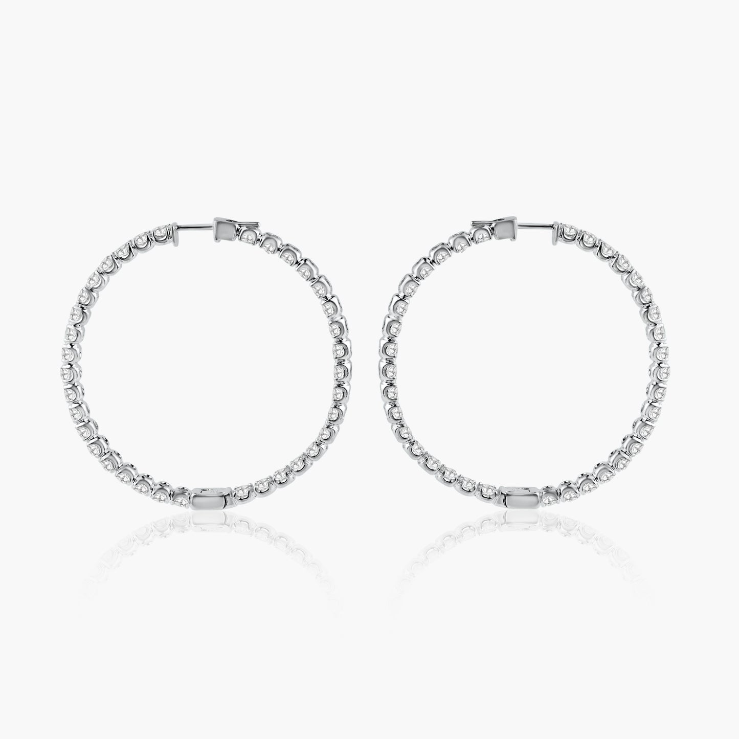 18K White Gold Hoop Earrings-E18554C03