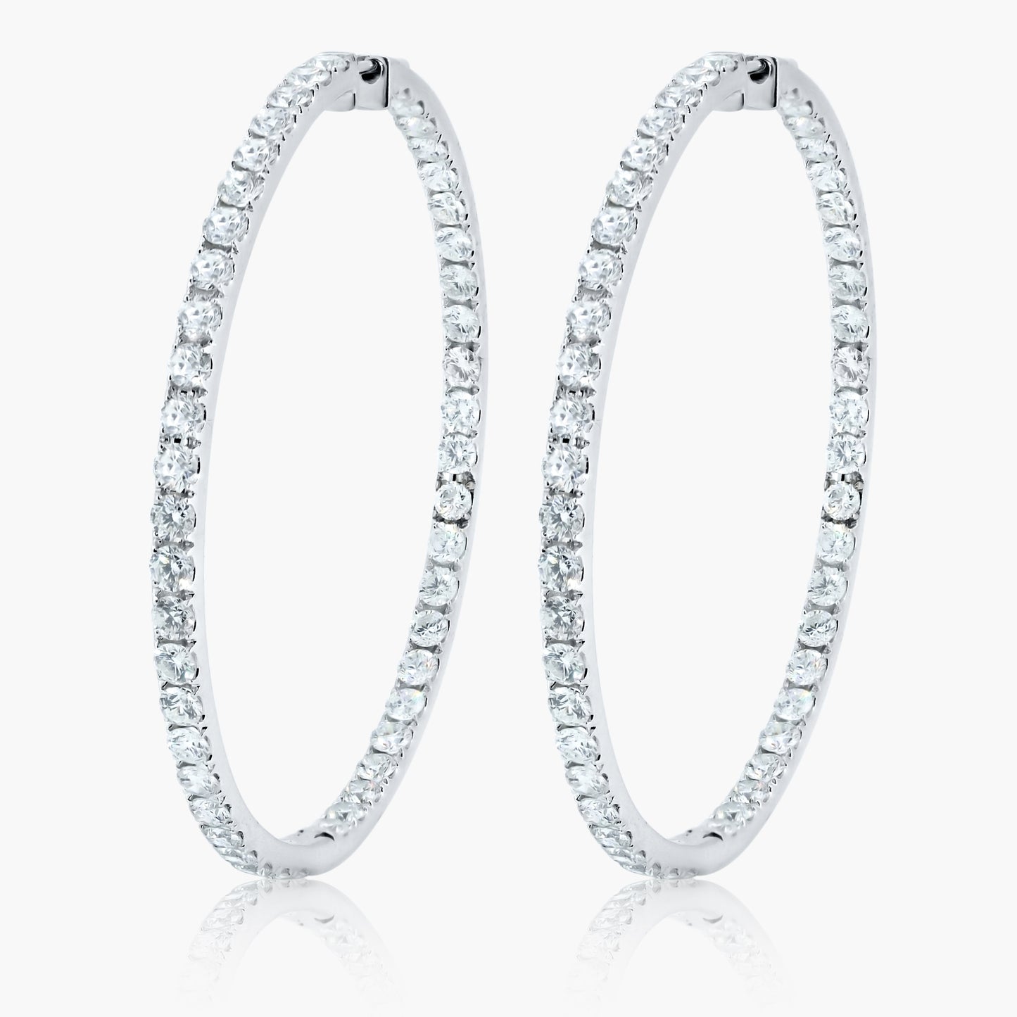 18K White Gold Round Diamond Hoop Earrings-E18878CF03