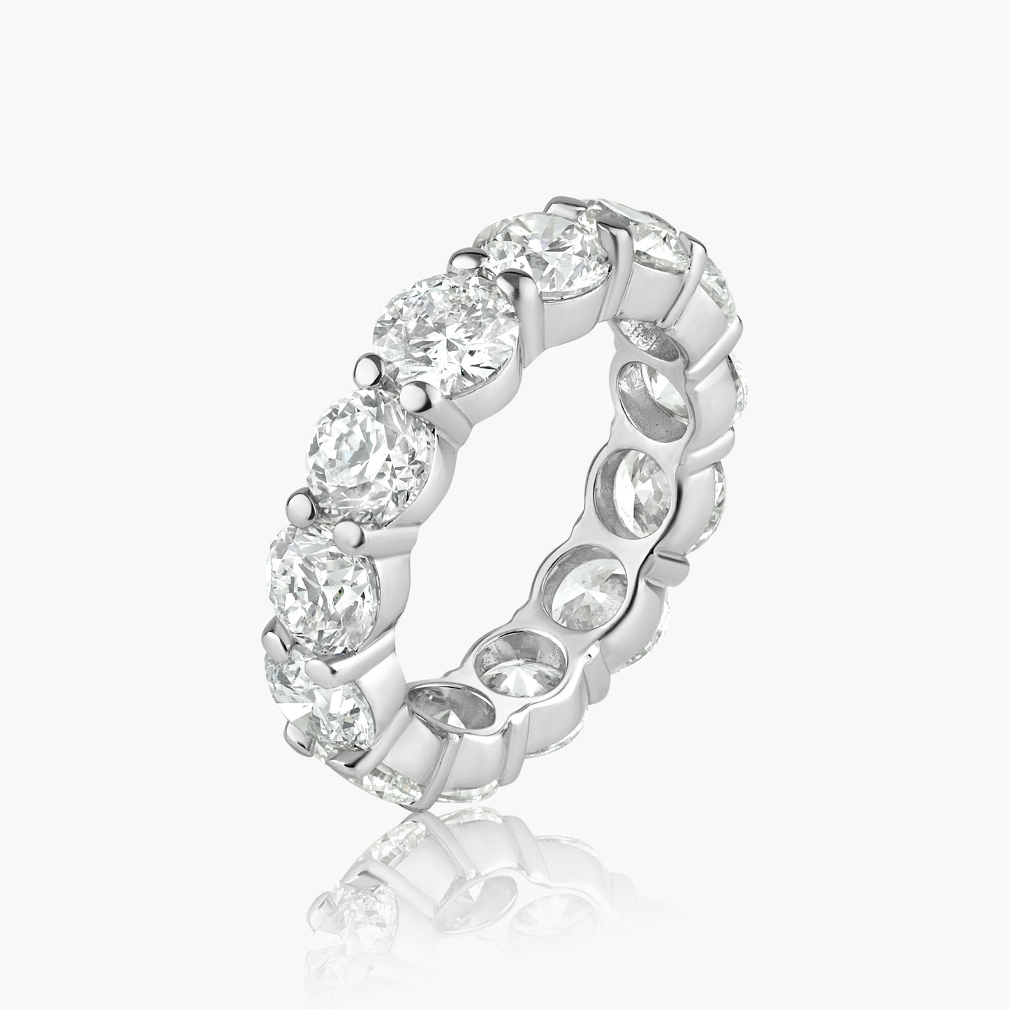 18K White Gold Round Diamond Eternity Band - R19486BBM