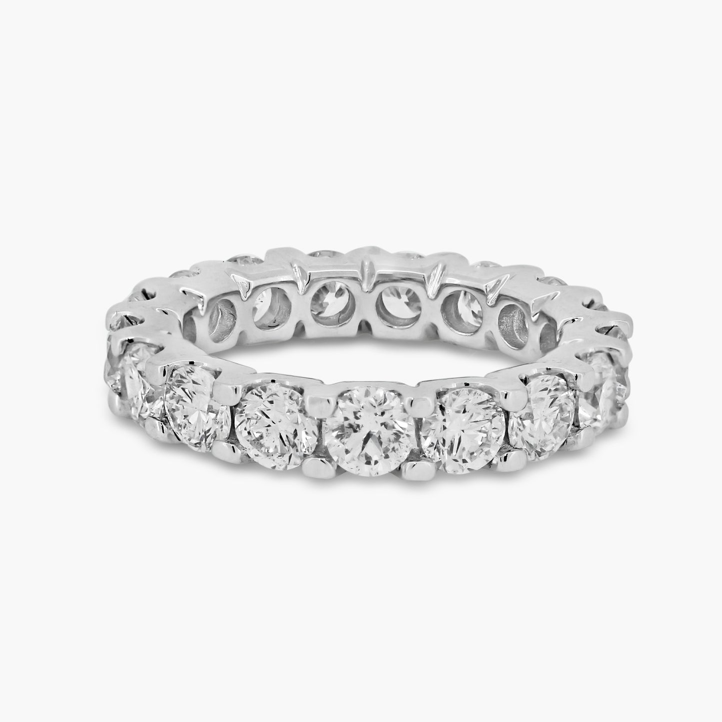 14K White Gold Round Diamond Eternity Band - R60456404