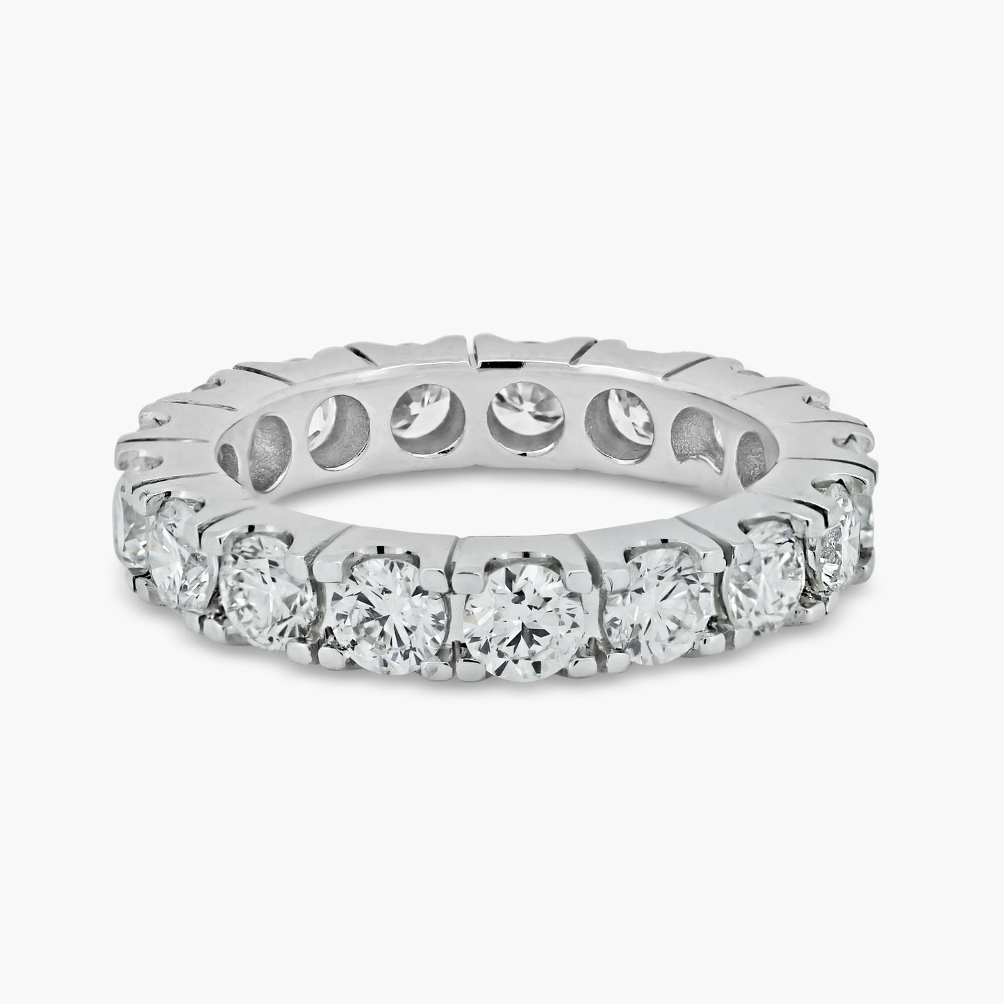 14K White Gold Round Diamond Eternity Band - R60456508