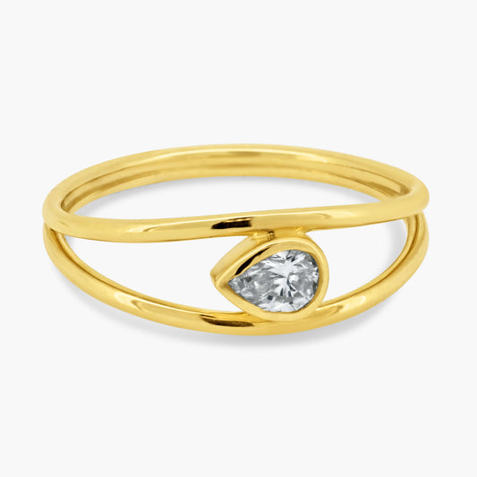 14K Yellow Gold Dainty Pear Diamond Ring - R60603005