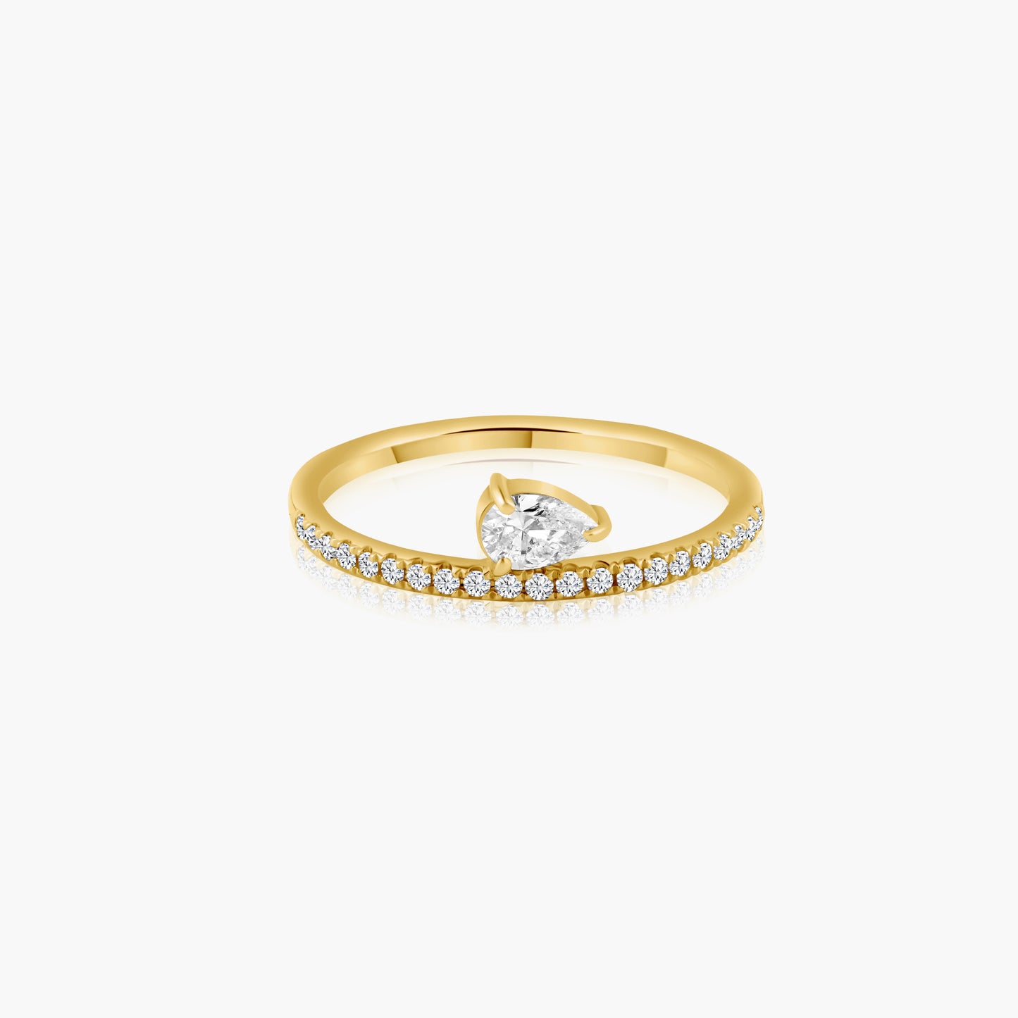 14K Yellow Gold Dainty Center Pear Diamond Ring - R60603103