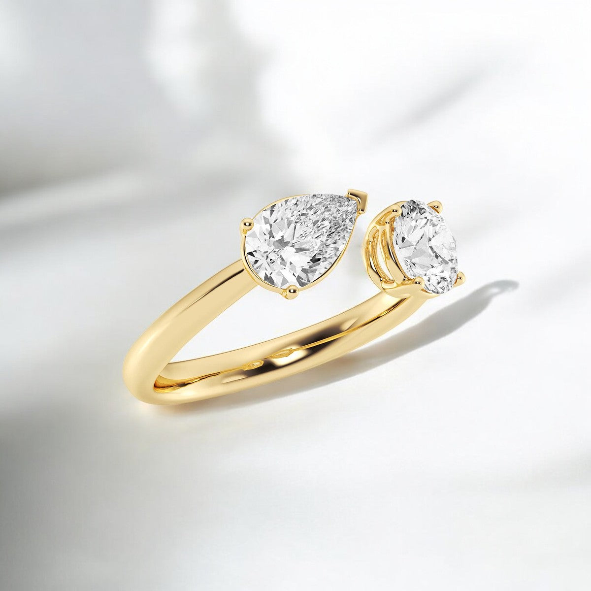 Toi Et Moi Pear and Round Fashion Ring