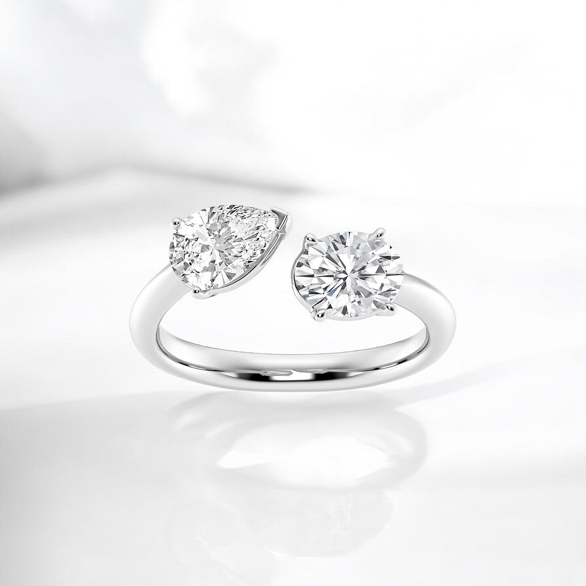 Toi Et Moi Pear and Oval Fashion Ring