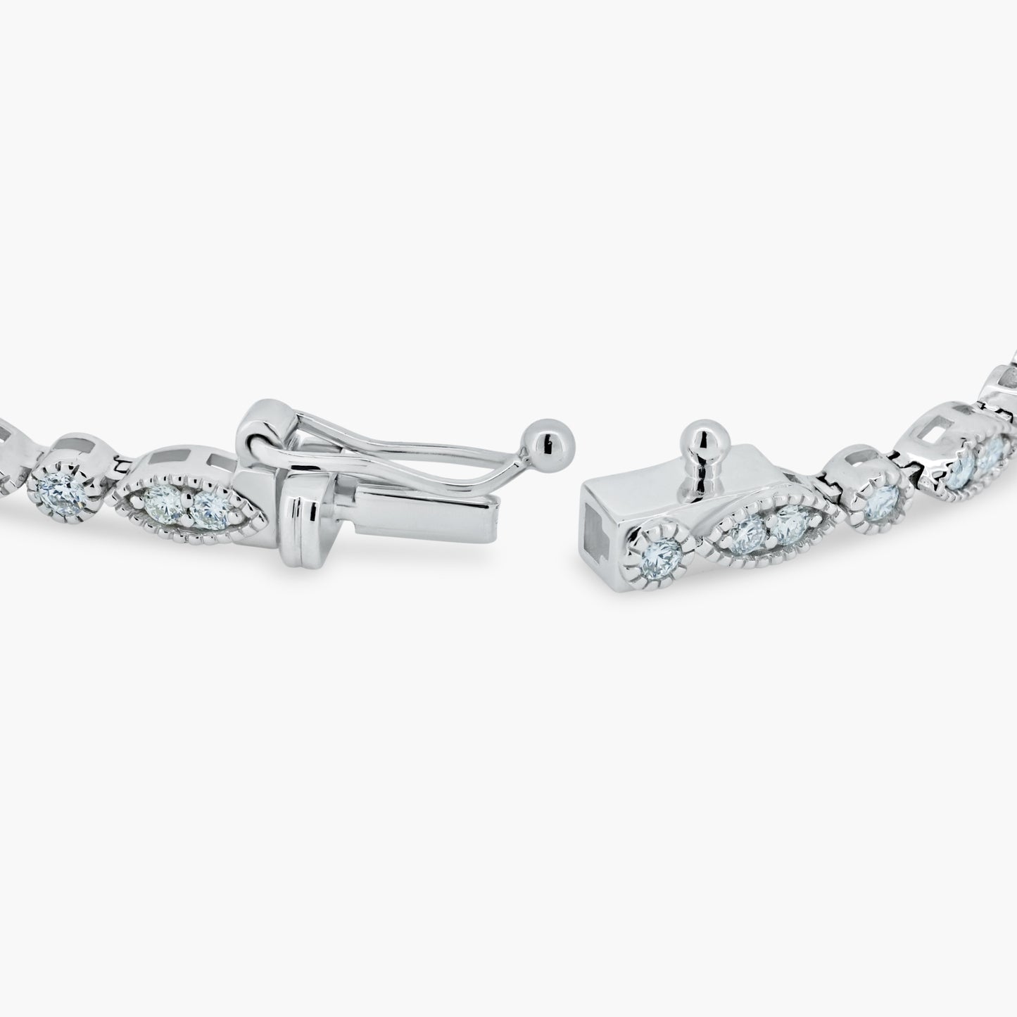 14K White Gold Tennis Bracelet - B00003