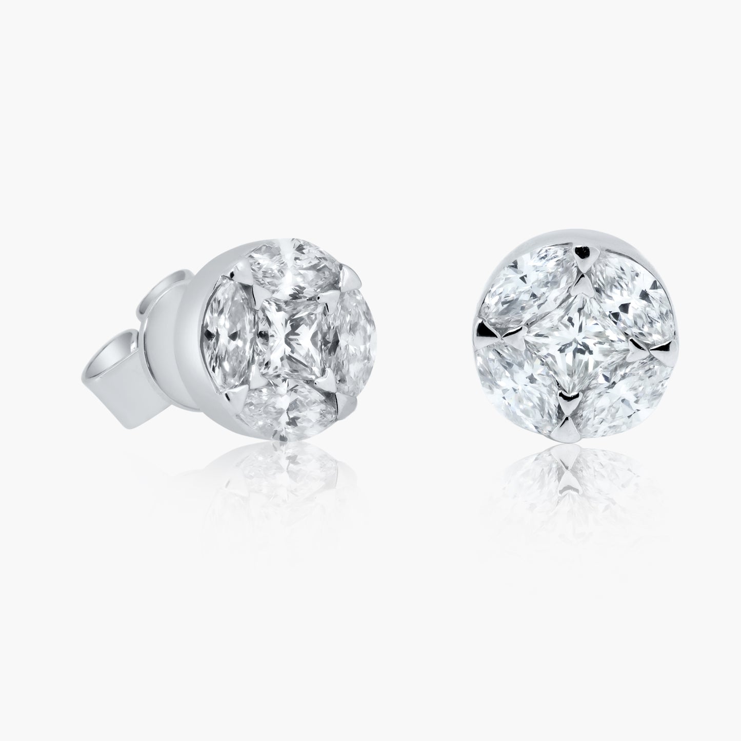 14K White Gold Stud Earrings-E05239D