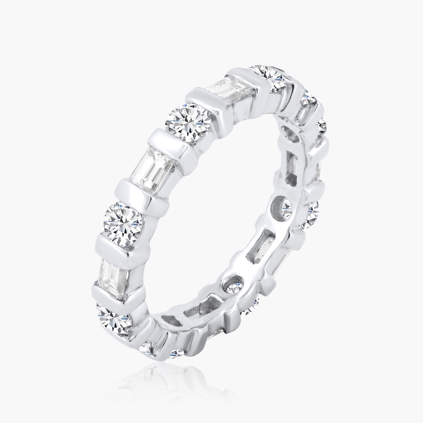 18K White Gold Baguette Eternity Band - R08322DA04