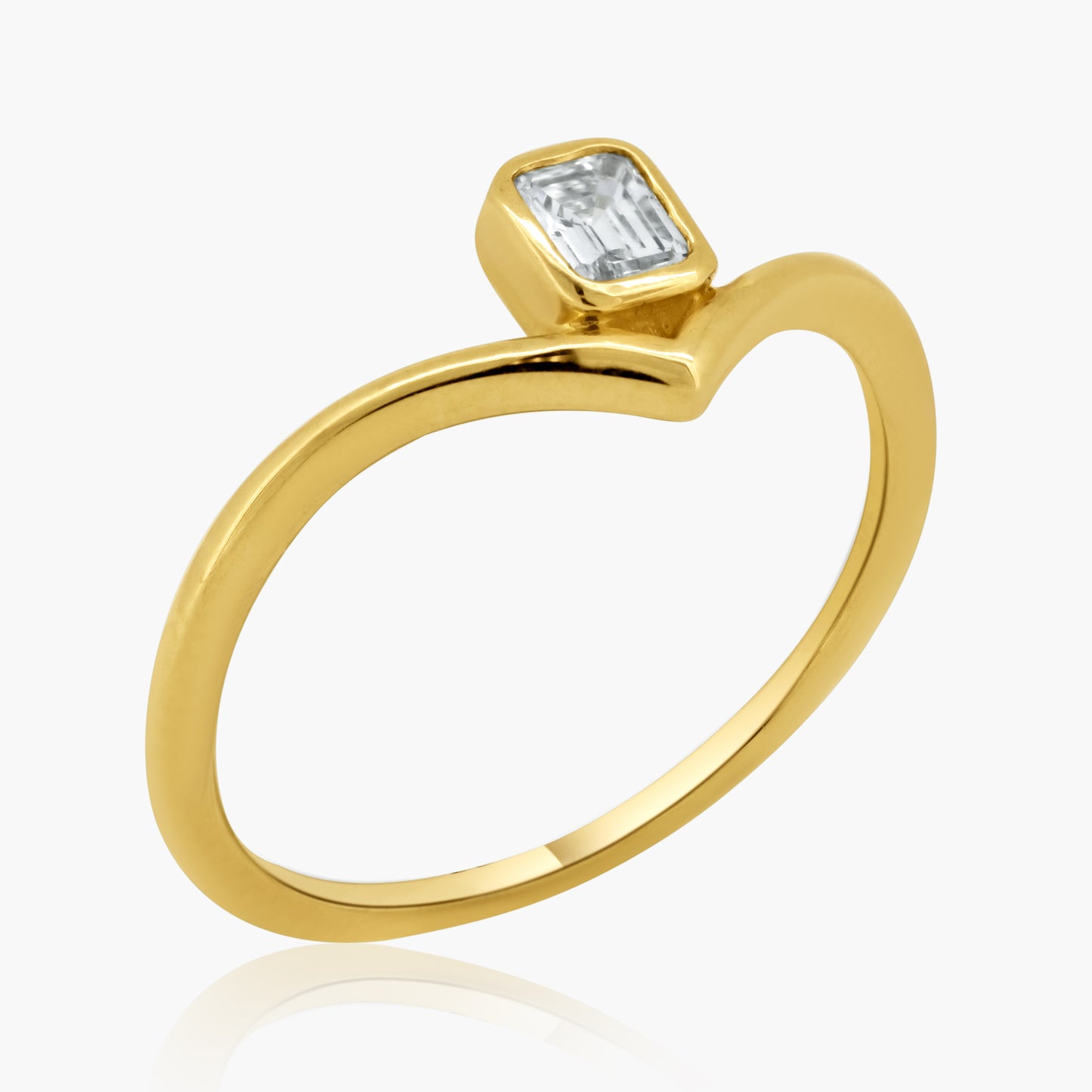 14K Yellow Gold Emerald Cut Diamond Curved Ring - R60603403